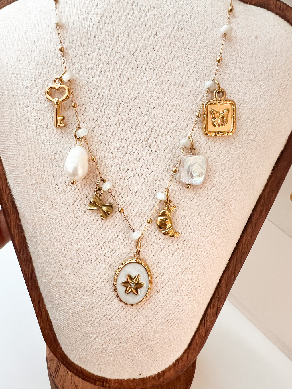 Eternal Glow Necklace